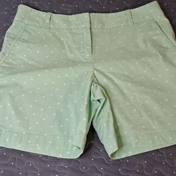 J. Crew CityFit Mint and white shorts size 6 - Picture 1 of 5